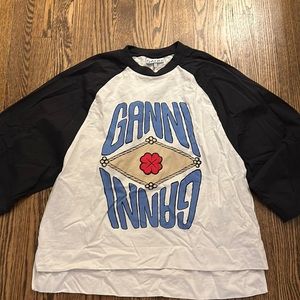 Ganni over size baseball style tee